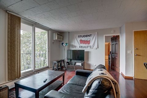 Surf and Surfside apartments and townhomes in Downtown Madison, WI. Fully Furnished, studio, one bedroom, 2 bedroom. Lake views. Managed by Wisconsin Management Company